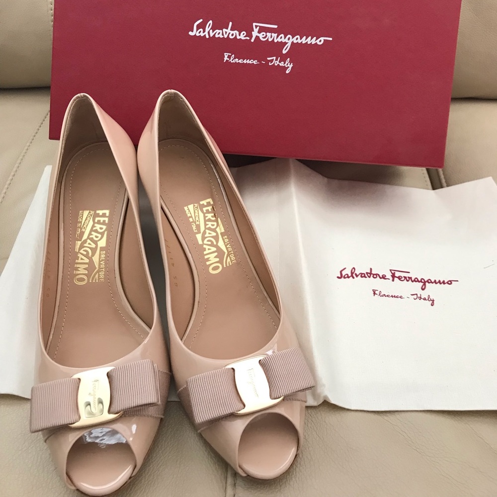 Salvatore Ferragamo Sissi wedges